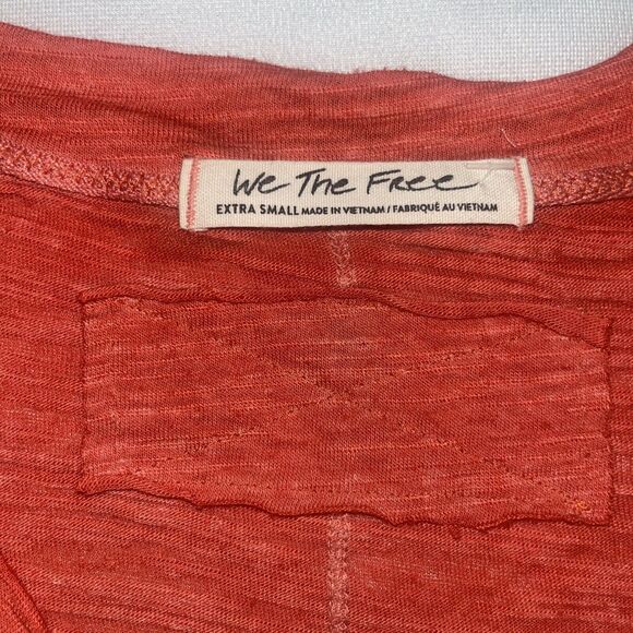 XS We The Free Red Sundance Slouchy T-Shirt Distressed Free People - Picture 6 of 8